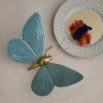 Hope in Butterfly Life, 23 cm by Laboratório D’Estórias - Light Bue - V.LE043AZSN - Orpheu Decor
