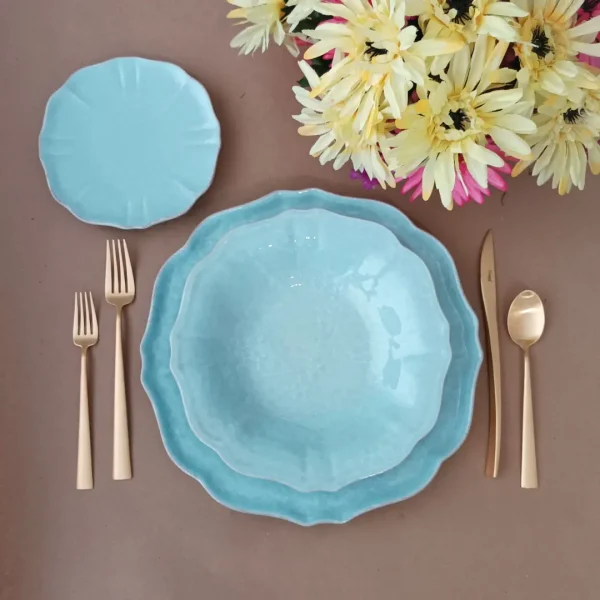 Impressions Soup/Pasta Plate, 24 cm by Casafina - Robins Egg Blue - IM509-BLU - Orpheu Decor