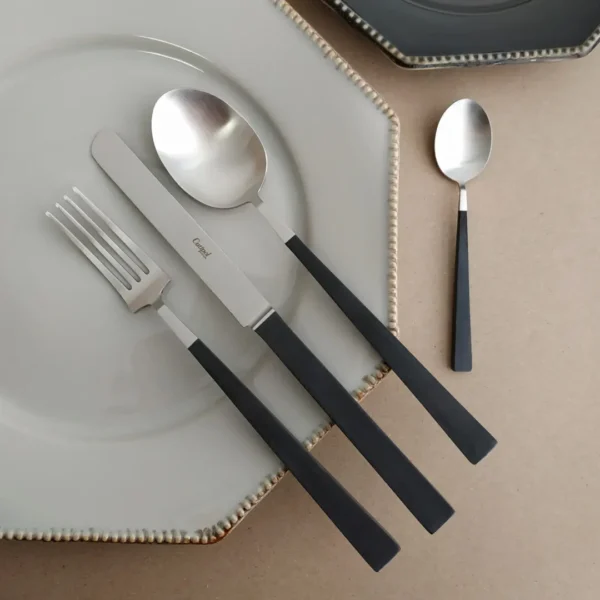 Kube Cutlery Set, 24 Pieces by Cutipol - Matte, Black - KU.006 - Orpheu Decor