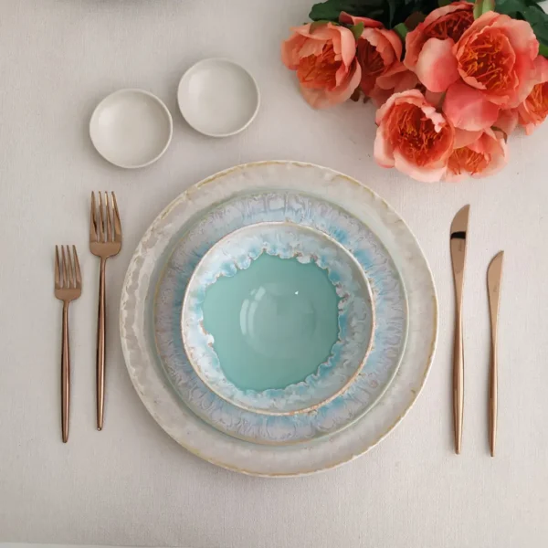 Taormina Dinnerware Set, 30 Pieces by Casafina - Aqua & White - Orpheu Decor