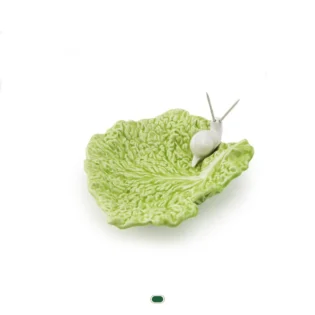 "The Lettuce and The Snail" Plate, 18 cm by Laboratório D’Estórias - Green