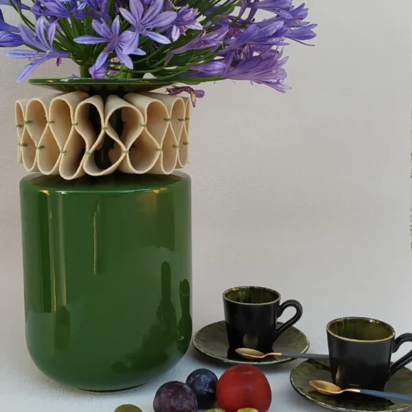 Le Vase à collerettes, 30 cm by Laboratório D’Estórias - Chrome Green - A.LE033V - Orpheu Decor